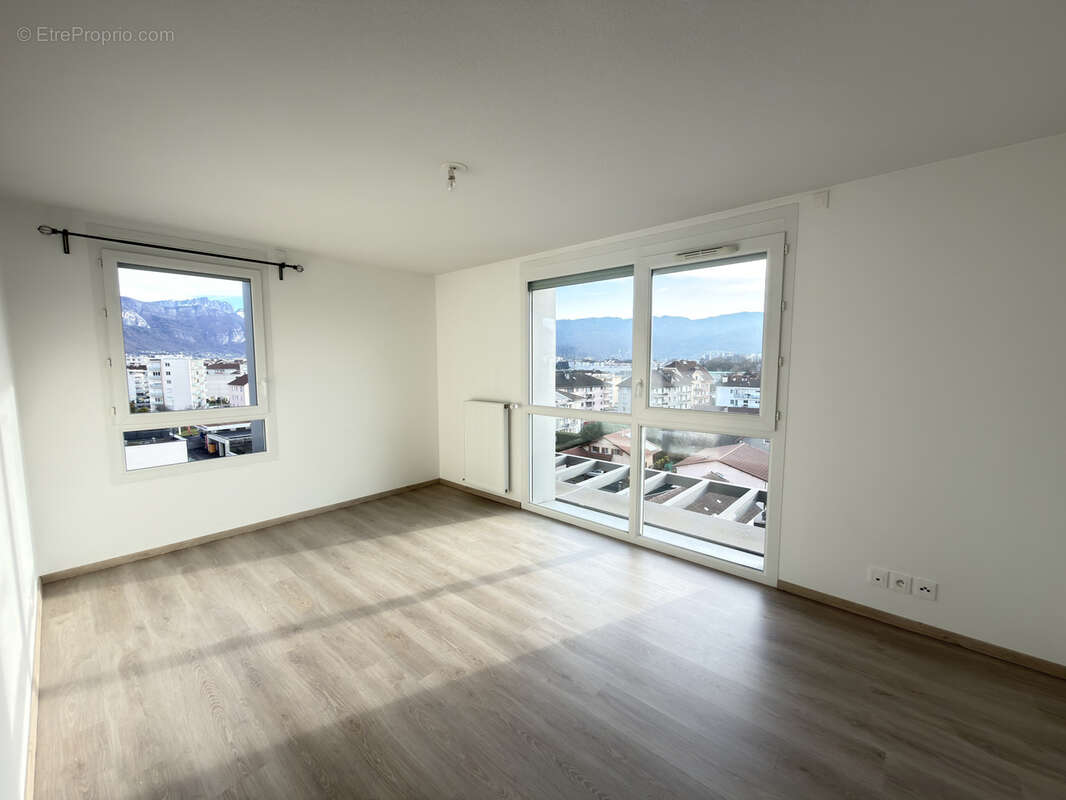 Appartement à MEYTHET