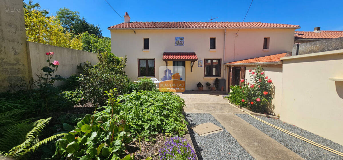 Maison à SAINT-JEAN-DE-BOISEAU