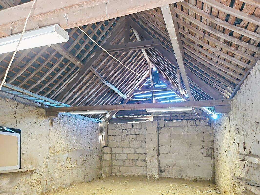 Magnifique longere en pierres de taille, renovee ! - photo 20