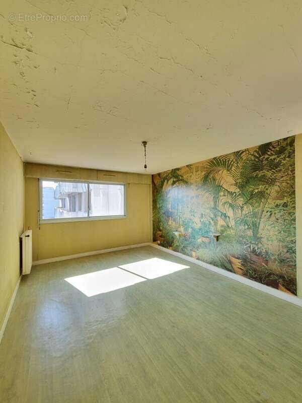 Appartement à PARIS-19E