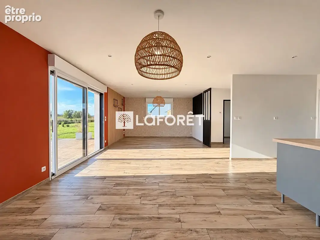 Très beau pavillon d'architecte sur 2268 m2 - photo 1