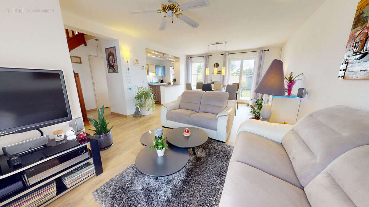 Maison à SANNERVILLE