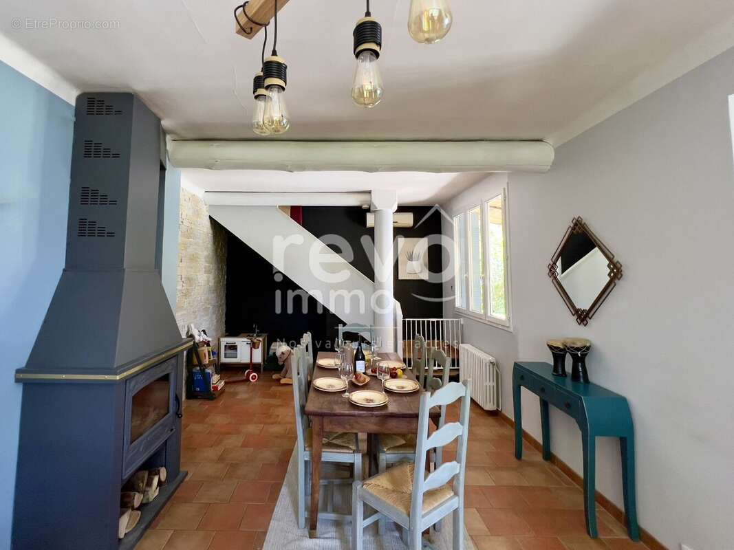 Maison à VAISON-LA-ROMAINE