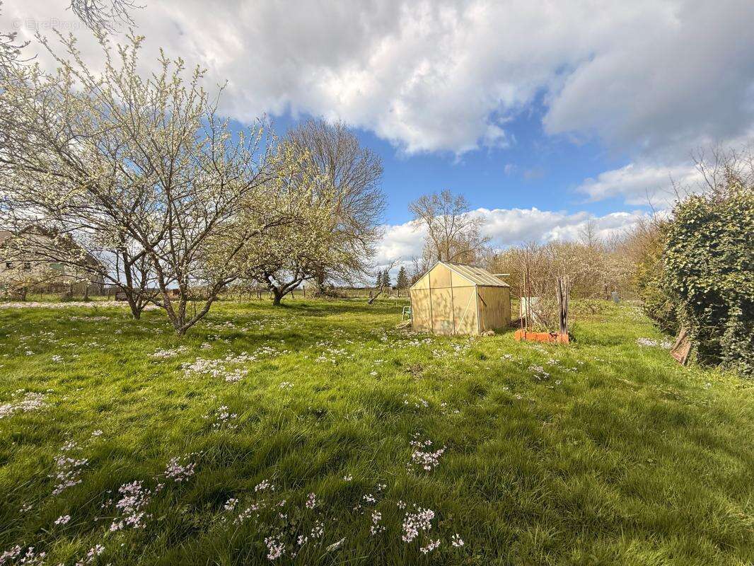 Maison à SAINT-LEGER-TRIEY