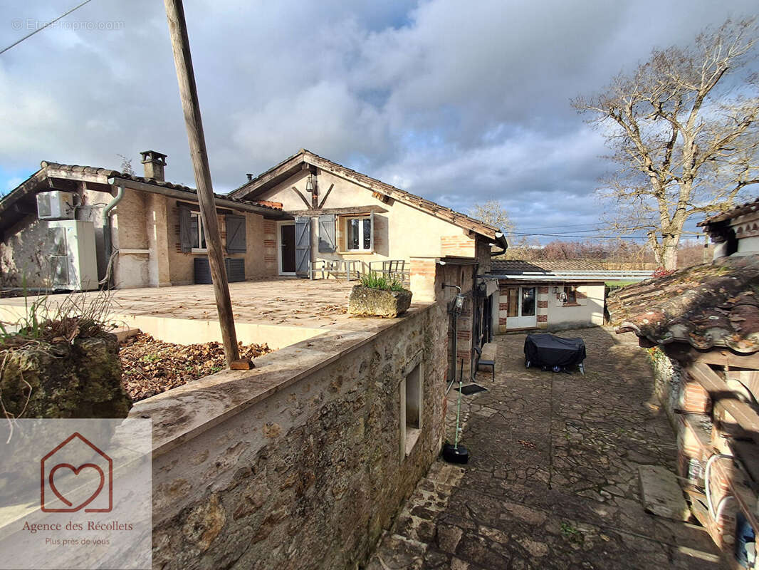 Maison à MALAUSE