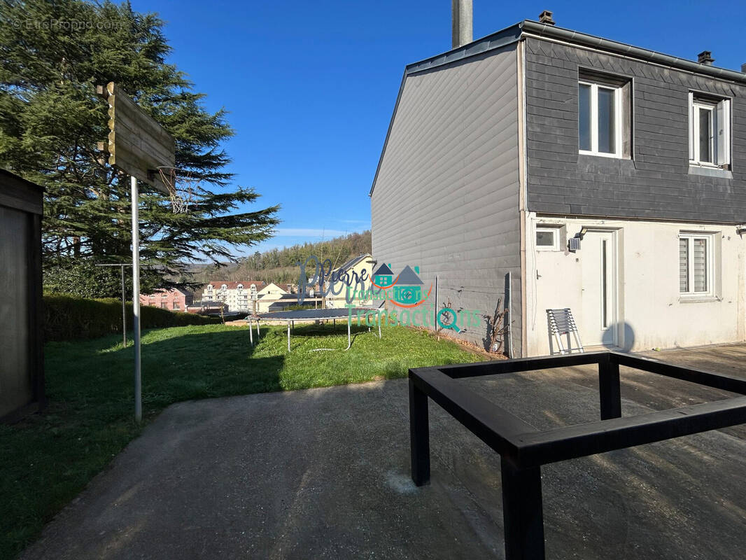 Maison à LILLEBONNE