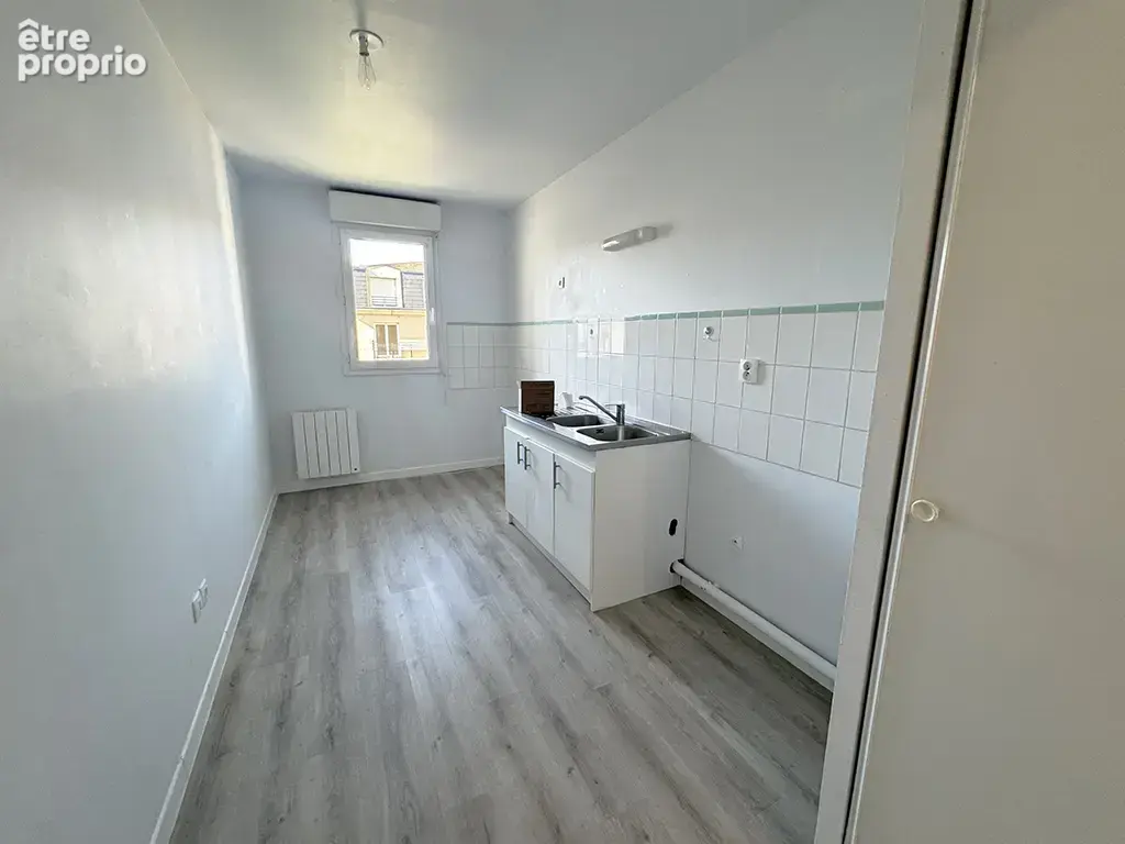 Appartement 5 pièces 104 m² à vendre à Margny-Les-Compiegne (60280) - photo 4