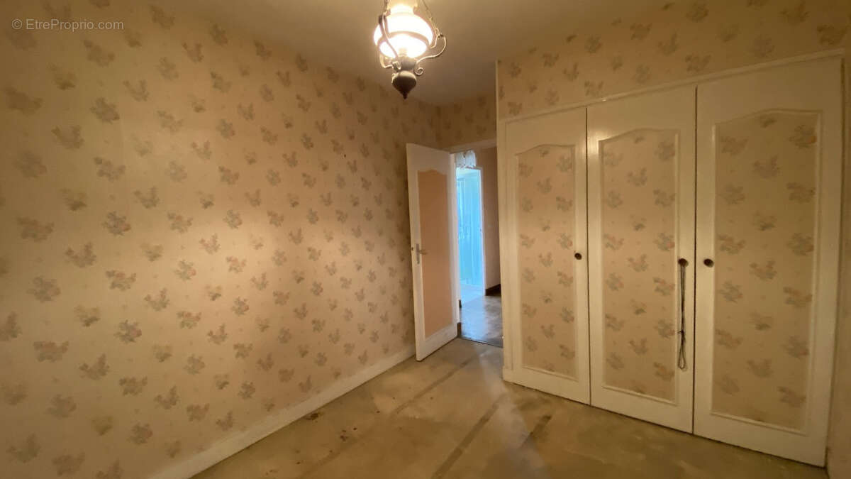 Maison à SAINT-REMY-LES-CHEVREUSE