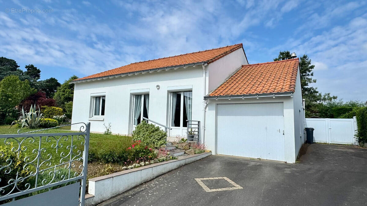 Maison à BASSE-GOULAINE