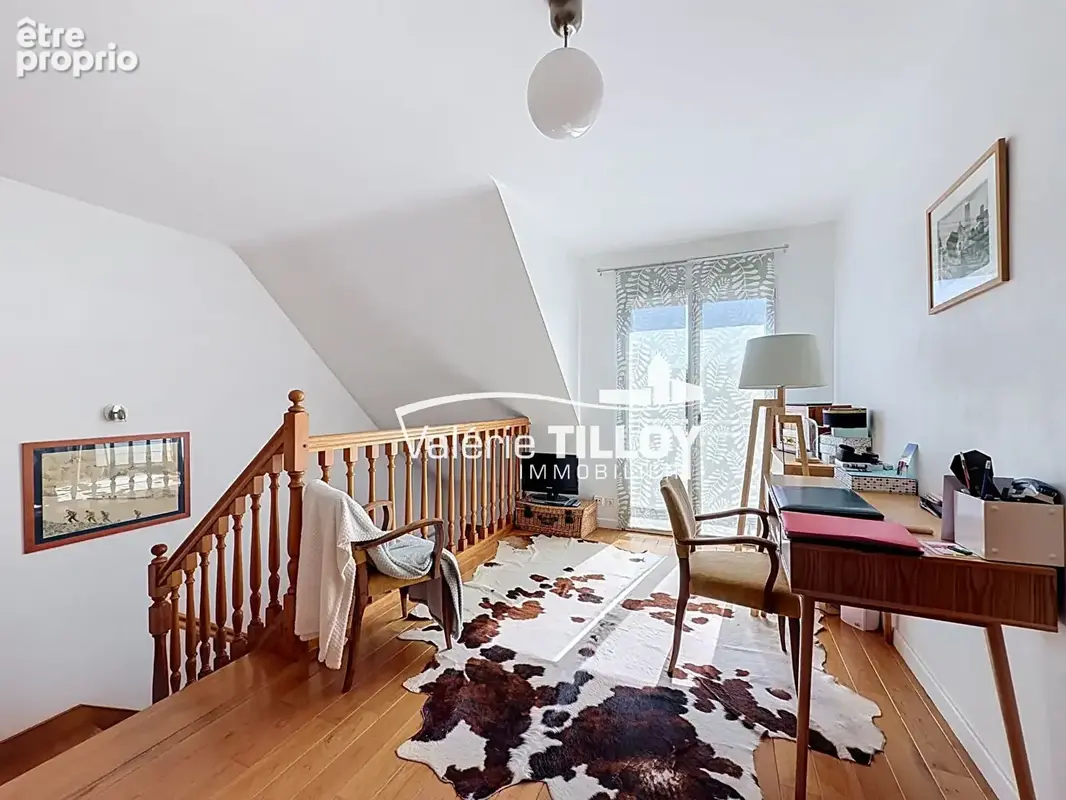 Maison à vendre à Bruz, Bois de Carcé : 138 m², 3 chambres et bureau, séjour de 46 m², jardin sans vis-à-vis, 2 terrasses et gar - photo 5