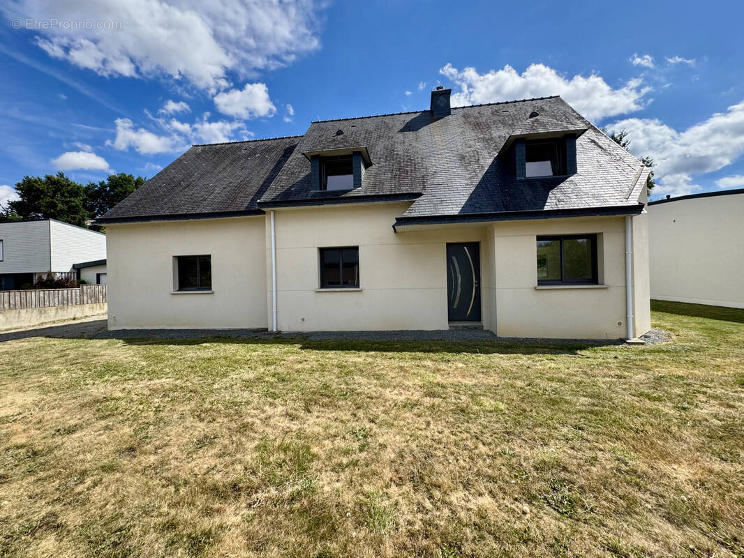 Maison à PEAULE