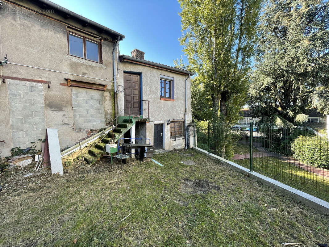 Appartement à SAINT-ETIENNE