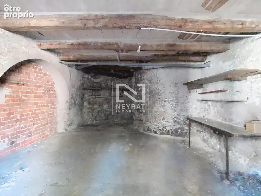 A vendre - draguignan maison a fort potentiel - deux garages - photo 10