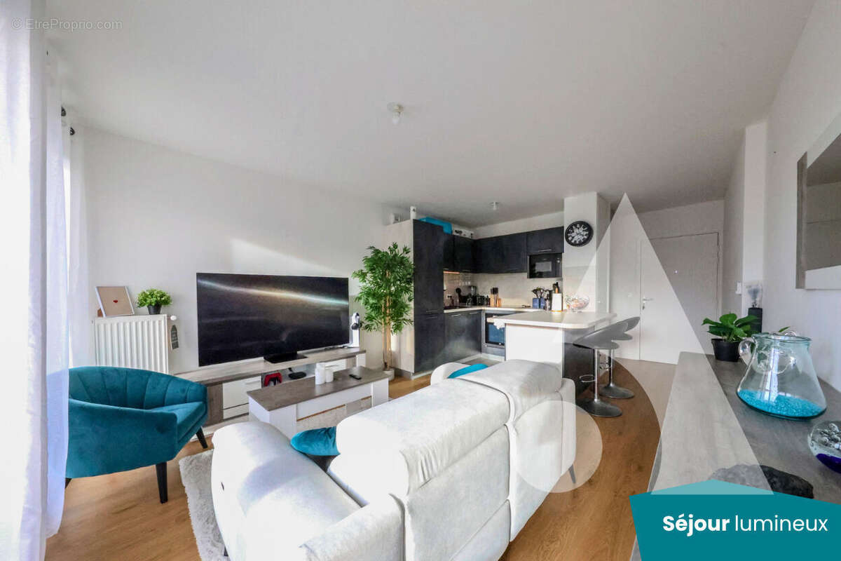 Appartement à CORBEIL-ESSONNES