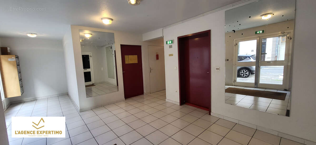 T2 Lumineux avec Terrasse et Grand Garage - Avignon Intra-Muros - photo 7