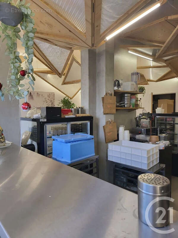 Autre à DECINES-CHARPIEU