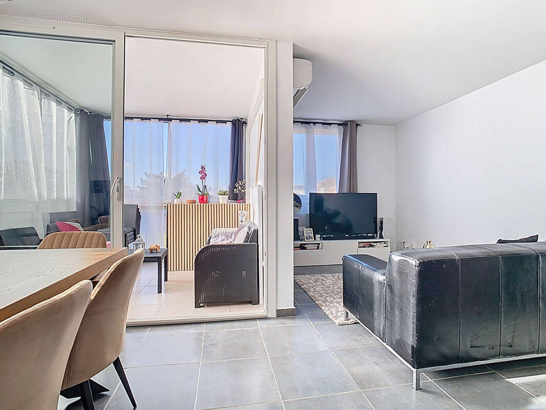 Appartement à VITROLLES