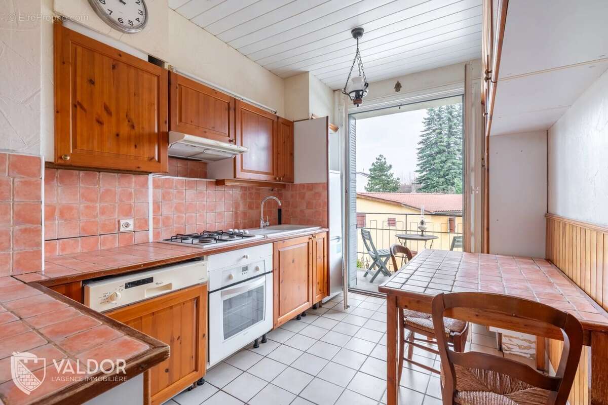 Appartement à LYON-9E