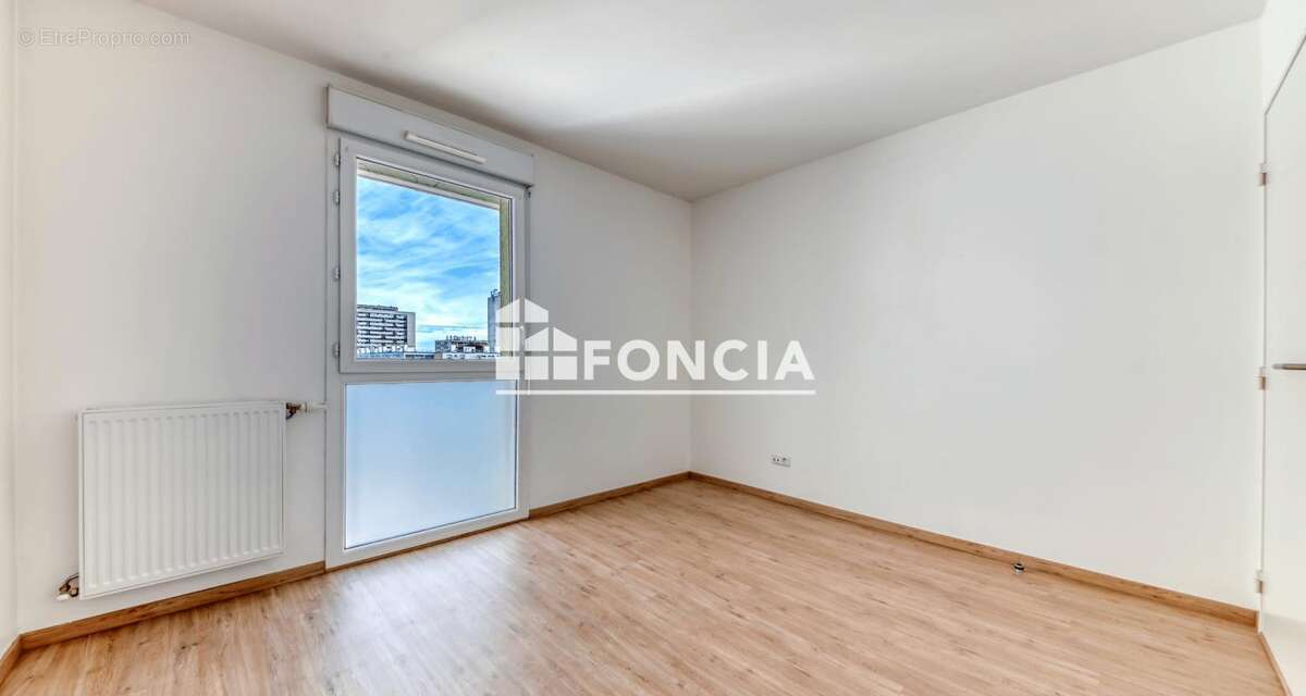 Appartement à RILLIEUX-LA-PAPE