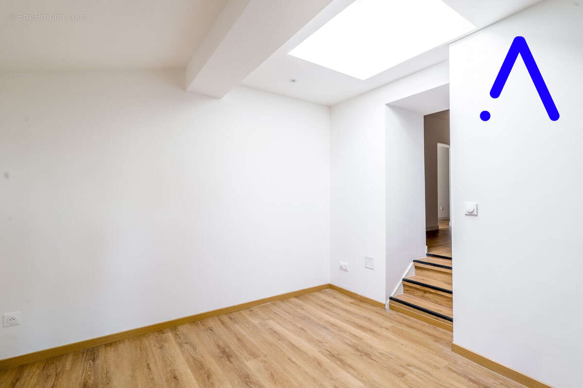 Appartement 120 m² à Marainviller  - photo 8