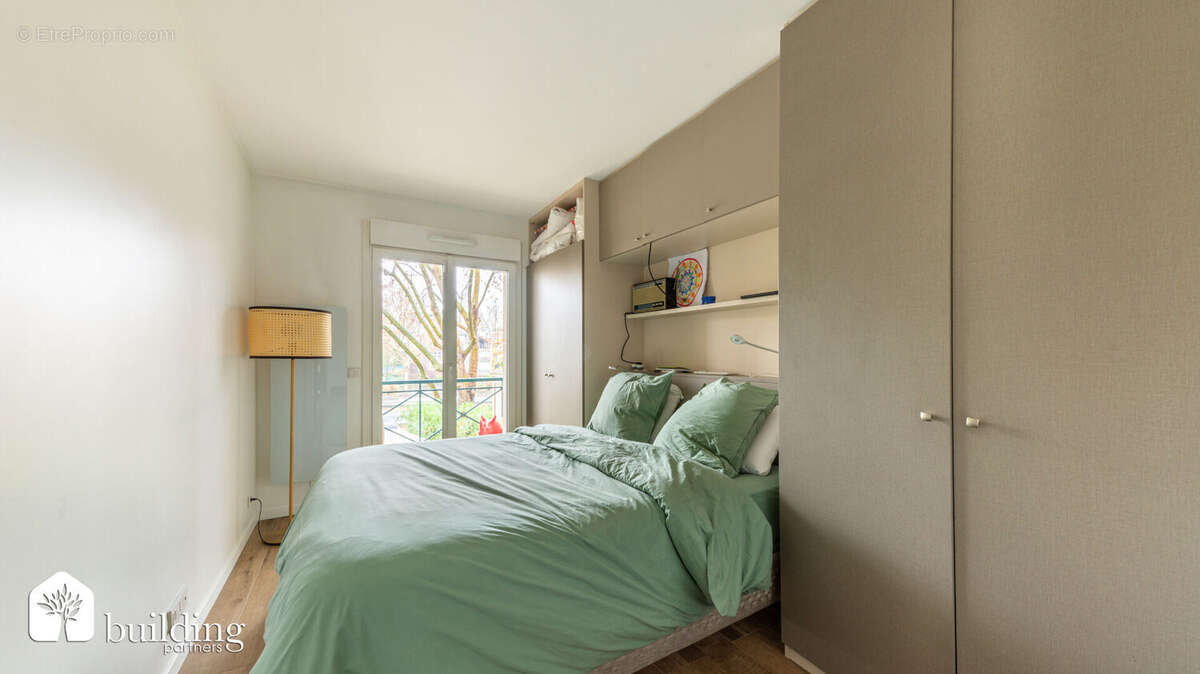 Appartement à LEVALLOIS-PERRET