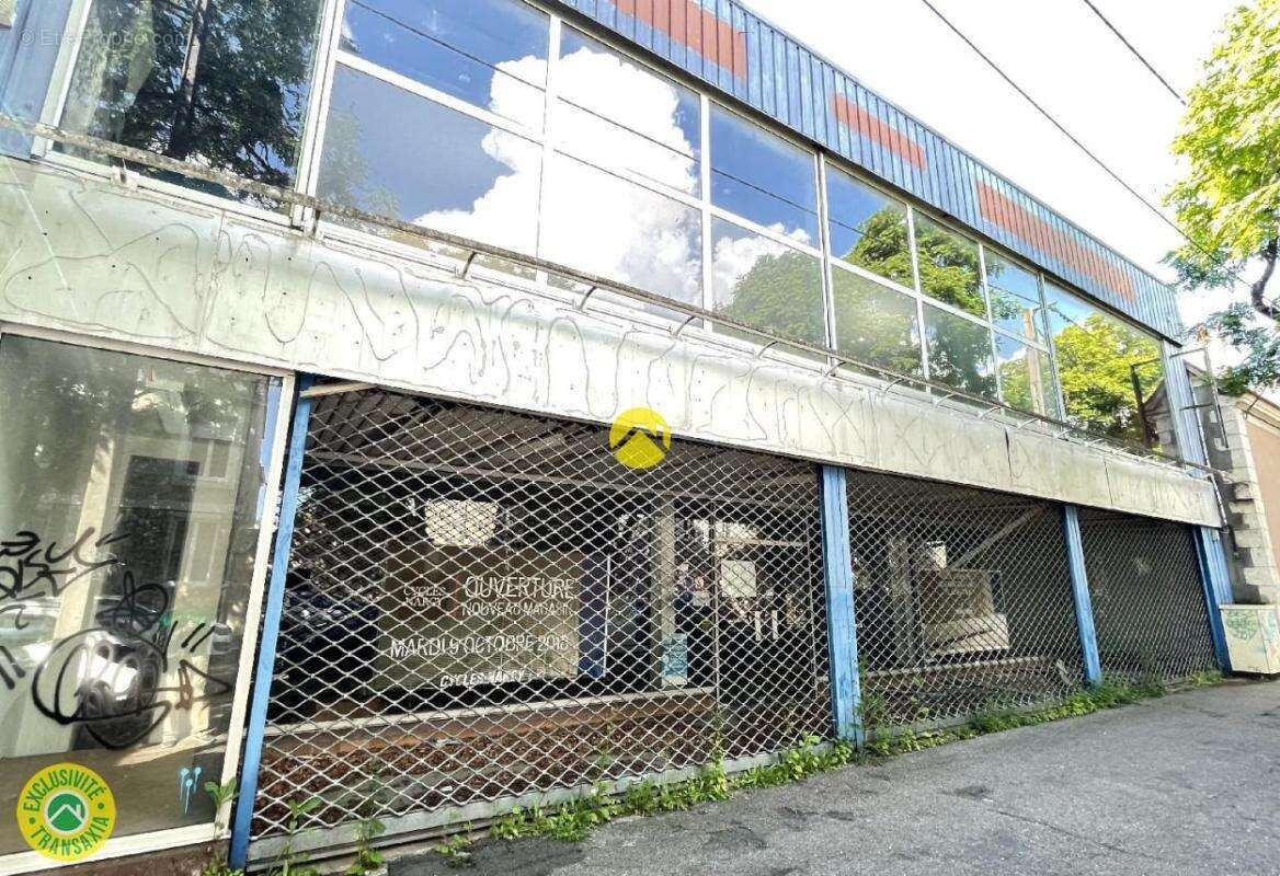 Local commercial - photo 4