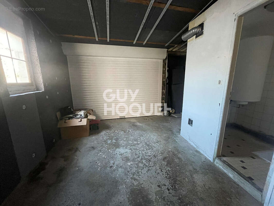 Maison à LE MESNIL-SUR-OGER