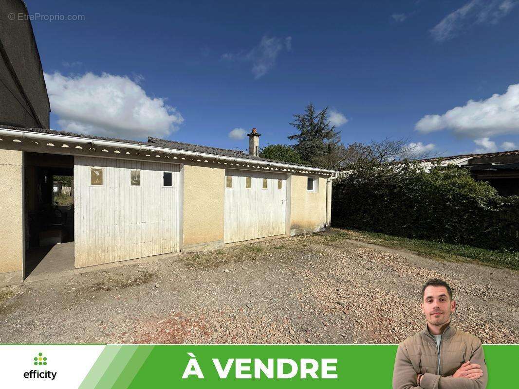 Maison à BIARD