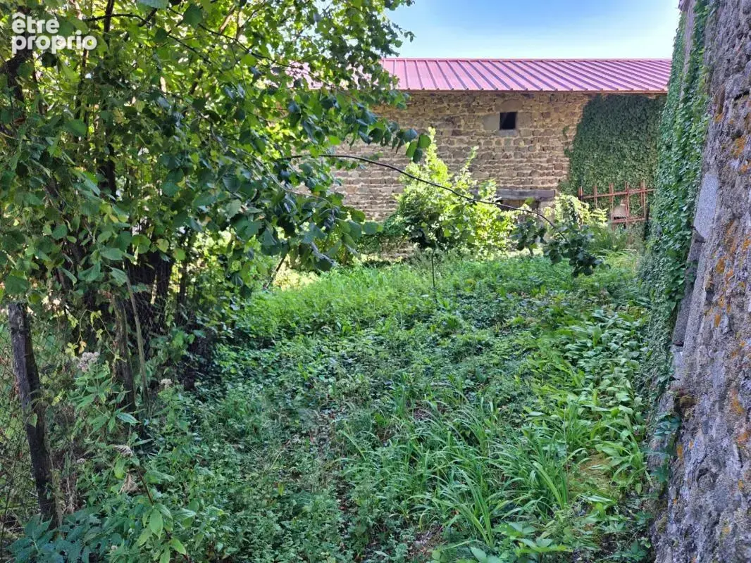 *** exclusivite ***  à renover - maison en pierre avec jardinet et dependances *** isserteaux 63270 *** - photo 17