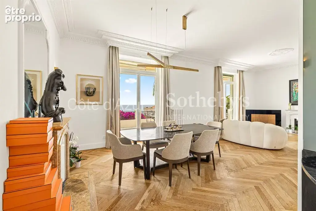 Nice Mont Boron Cap de Nice, Maison de Maître de 227 m² avec cinq chambres et piscine - photo 10