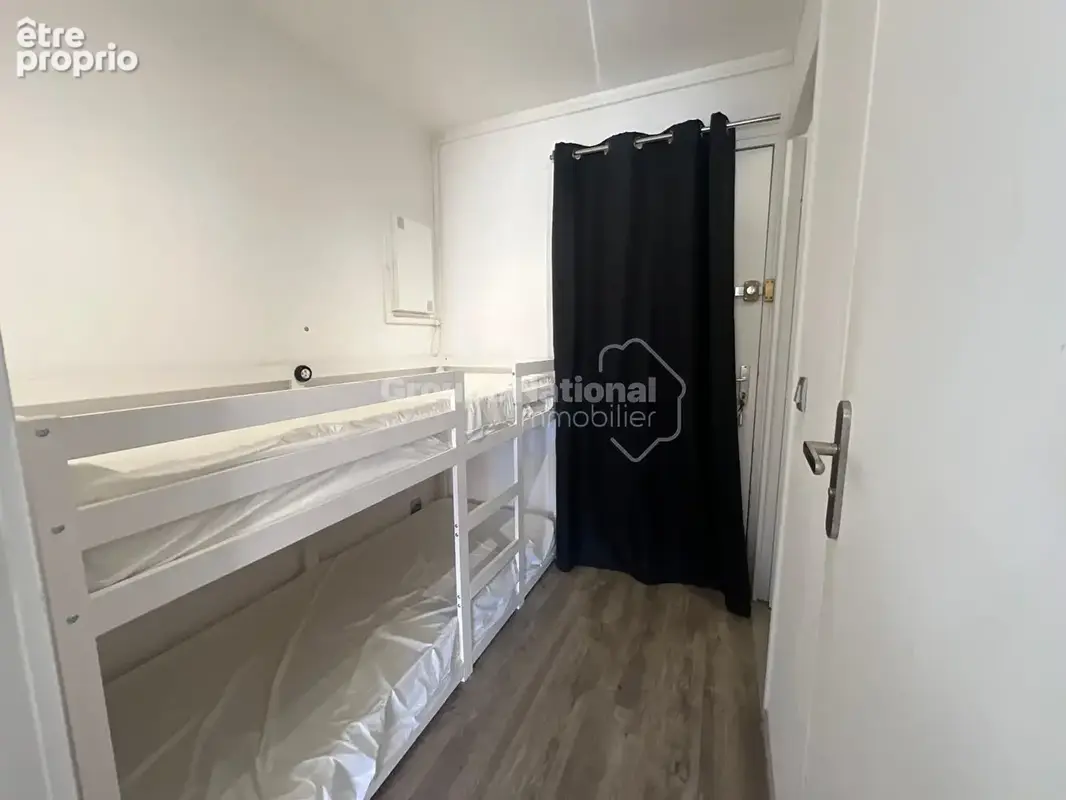 Spacieux Studio Cabine et Grand GARAGE en sus - photo 7