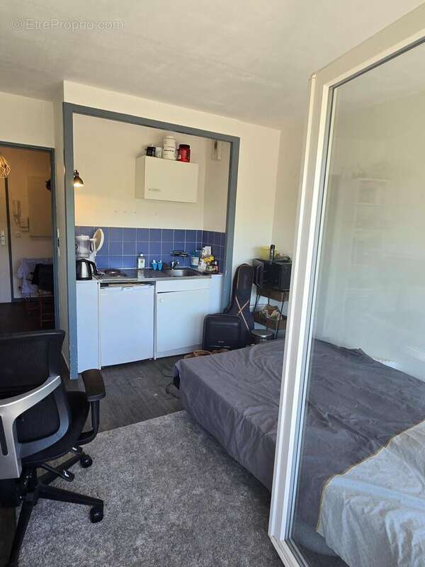 Photo 3