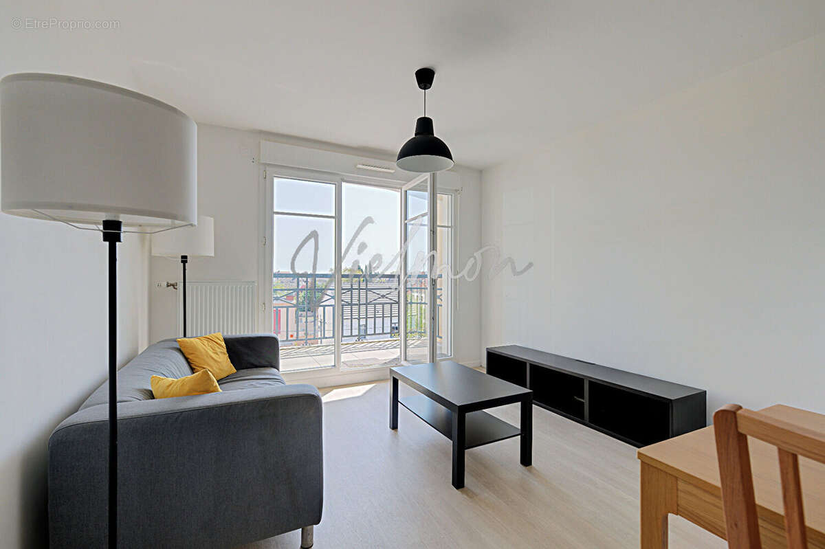 Appartement à LE BLANC-MESNIL