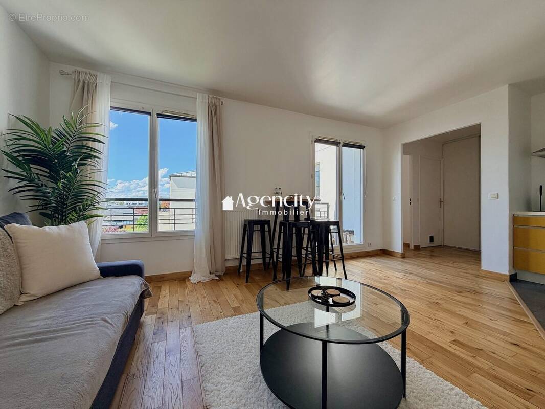 Appartement à SERRIS