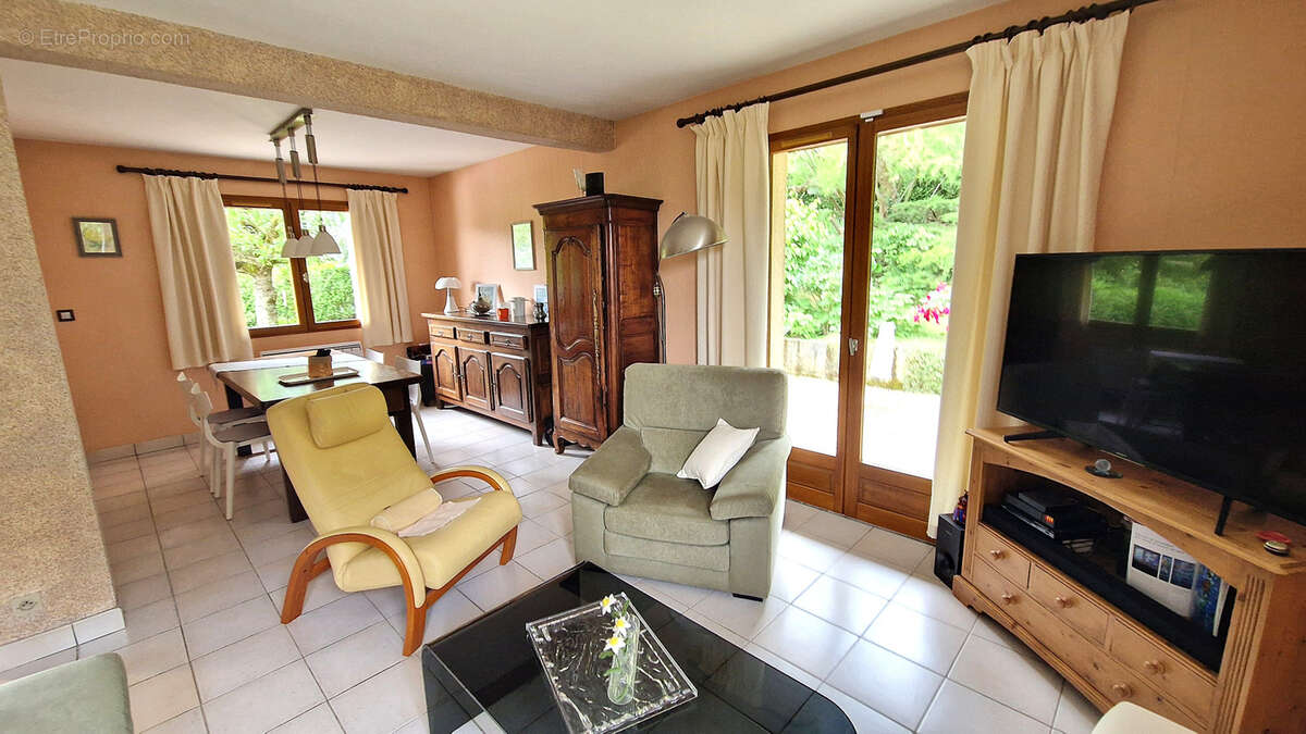 Maison à BARBERAZ