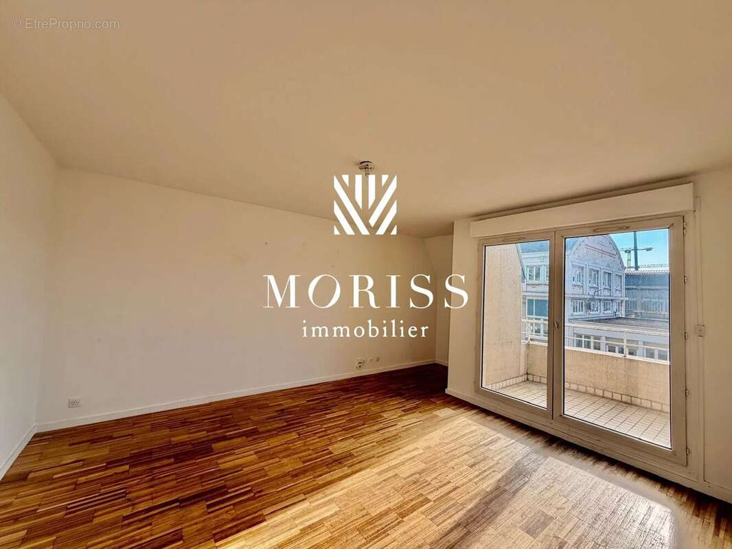 Appartement à PARIS-12E