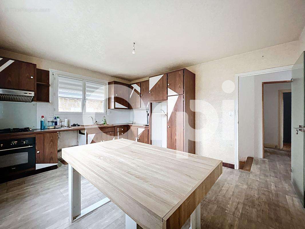 Appartement à BRIVE-LA-GAILLARDE