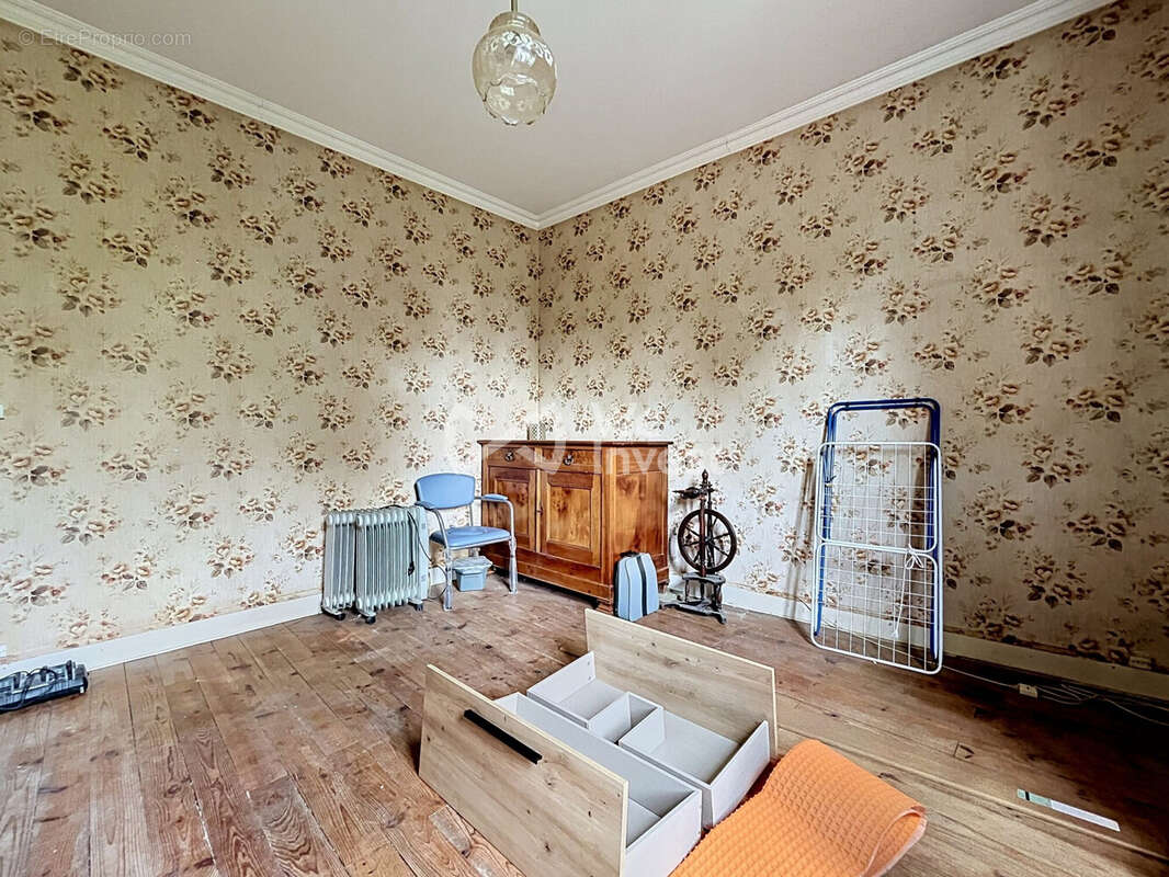 Maison 80 m² à Niort  - photo 2