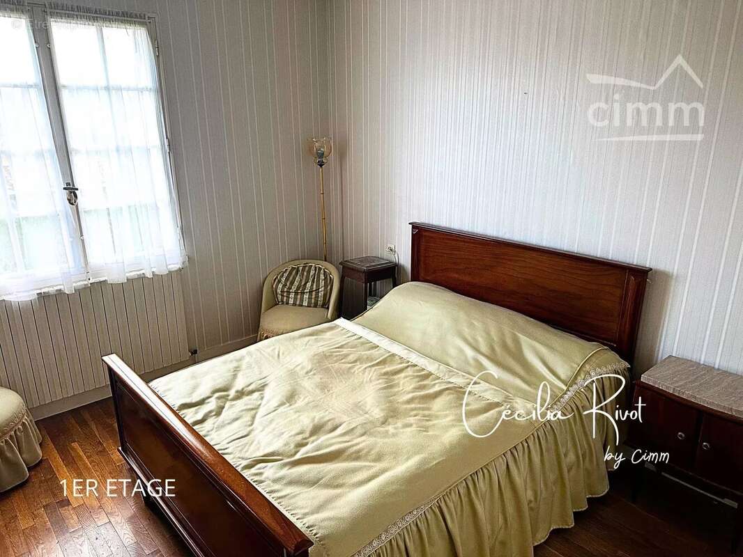 Maison à PRIGNAC-ET-MARCAMPS