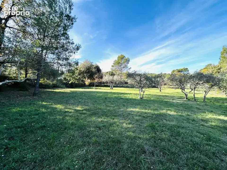 Terrain 1 615 m² à vendre à Flayosc (83780) - photo 2