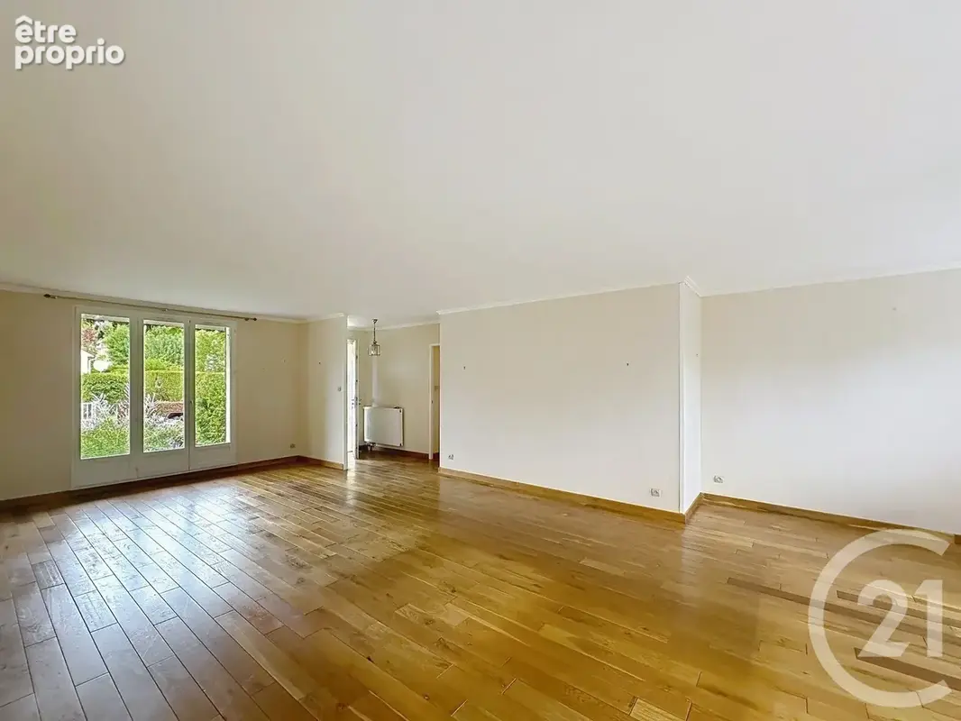 Maison 117 m² à Saint-Andre-Les-Vergers  - photo 4