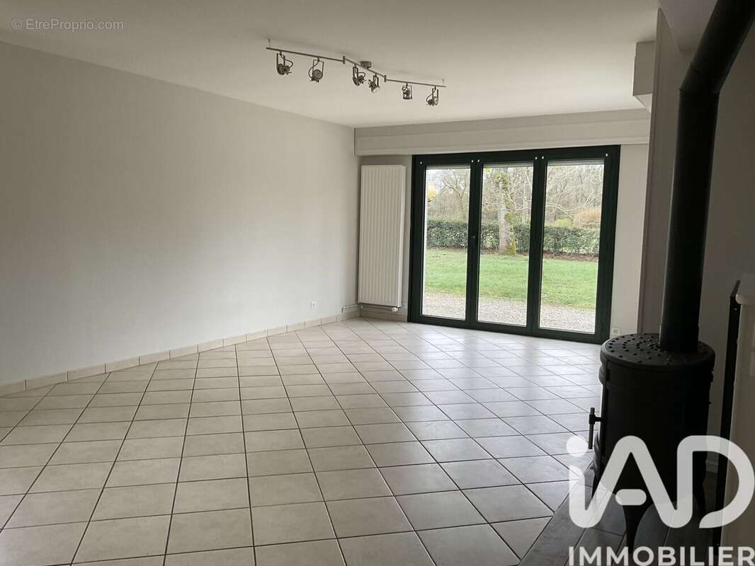 Photo 8 - Maison à BOUZY-LA-FORET