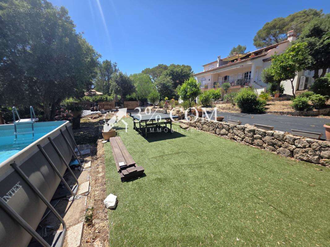 Maison à FREJUS