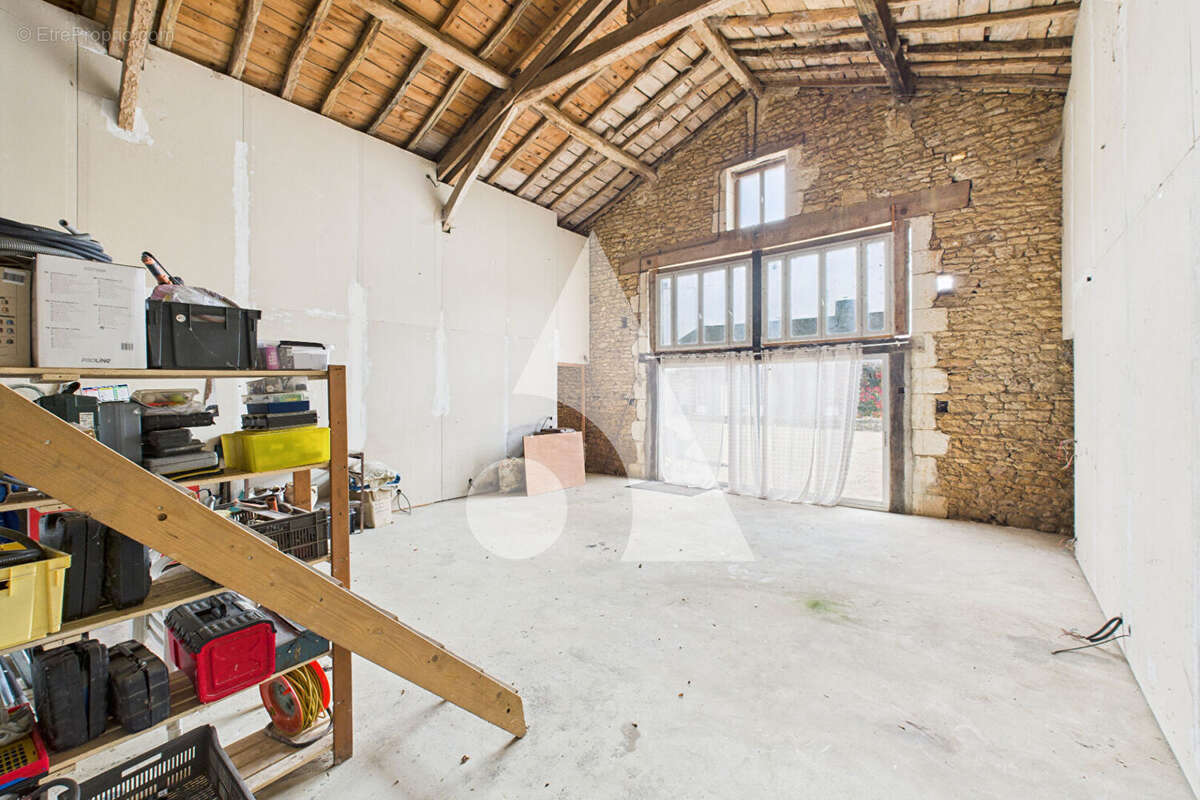 Maison à MAREUIL-SUR-LAY-DISSAIS