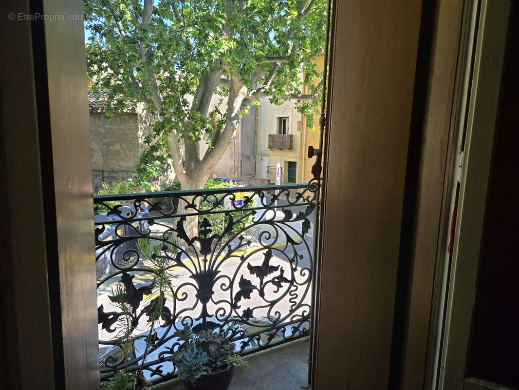 Maison centre village - photo 10