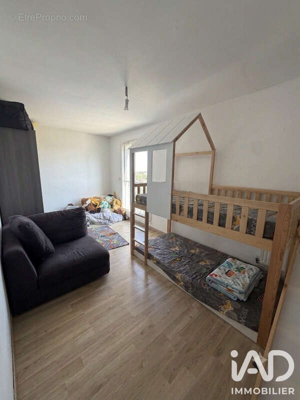 Appartement 77 m² à Reims  - photo 8