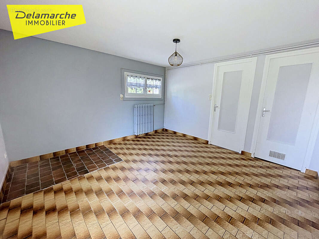 Maison en pierre entre Trelly et Quettreville Sur Sienne, terrain de 9 768m² - photo 8