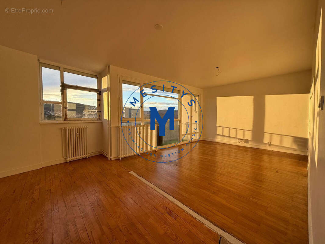 Appartement à FIRMINY
