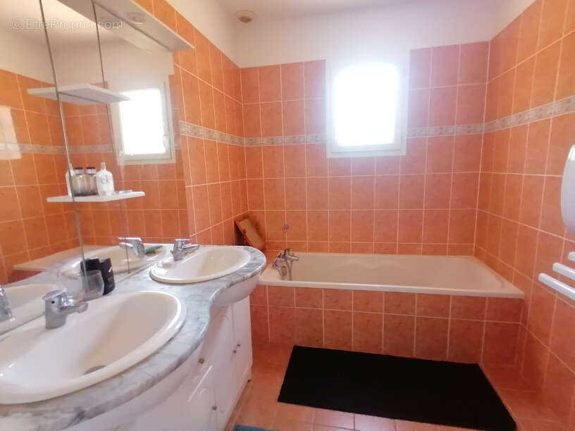 Maison de plain pied 5 pièces MOISSAC - photo 15