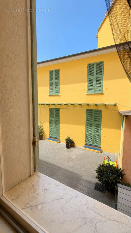 Appartement à MENTON